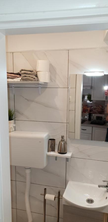 Apartment Marko Сен Екстериор снимка