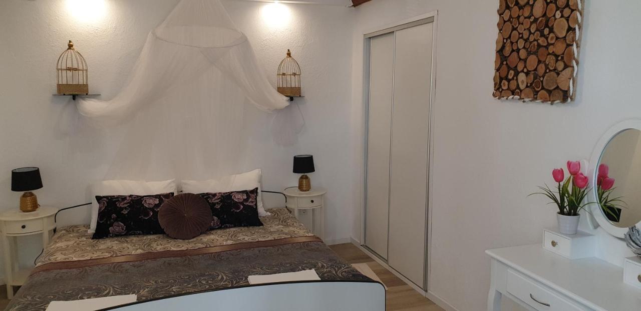 Apartment Marko Сен Екстериор снимка